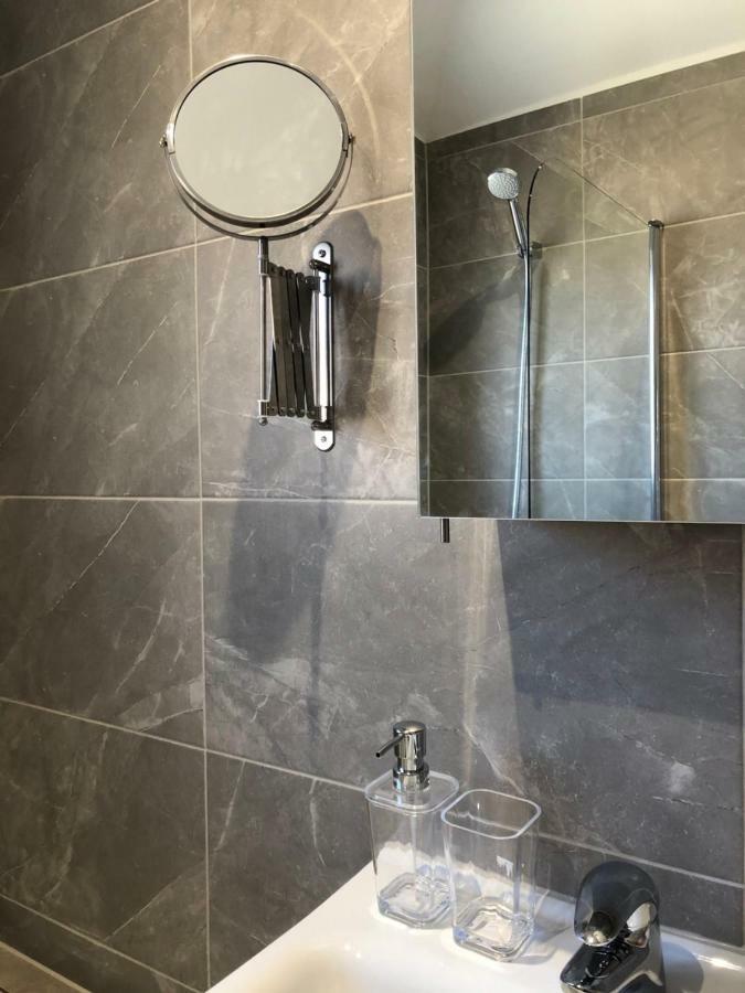 Charming Three Bed Home Near City Centre And Hospital 사우샘프턴 외부 사진