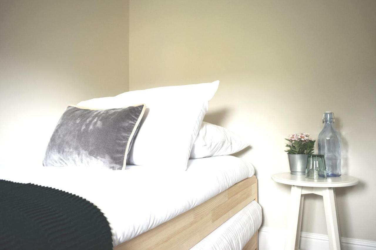 Charming Three Bed Home Near City Centre And Hospital 사우샘프턴 외부 사진