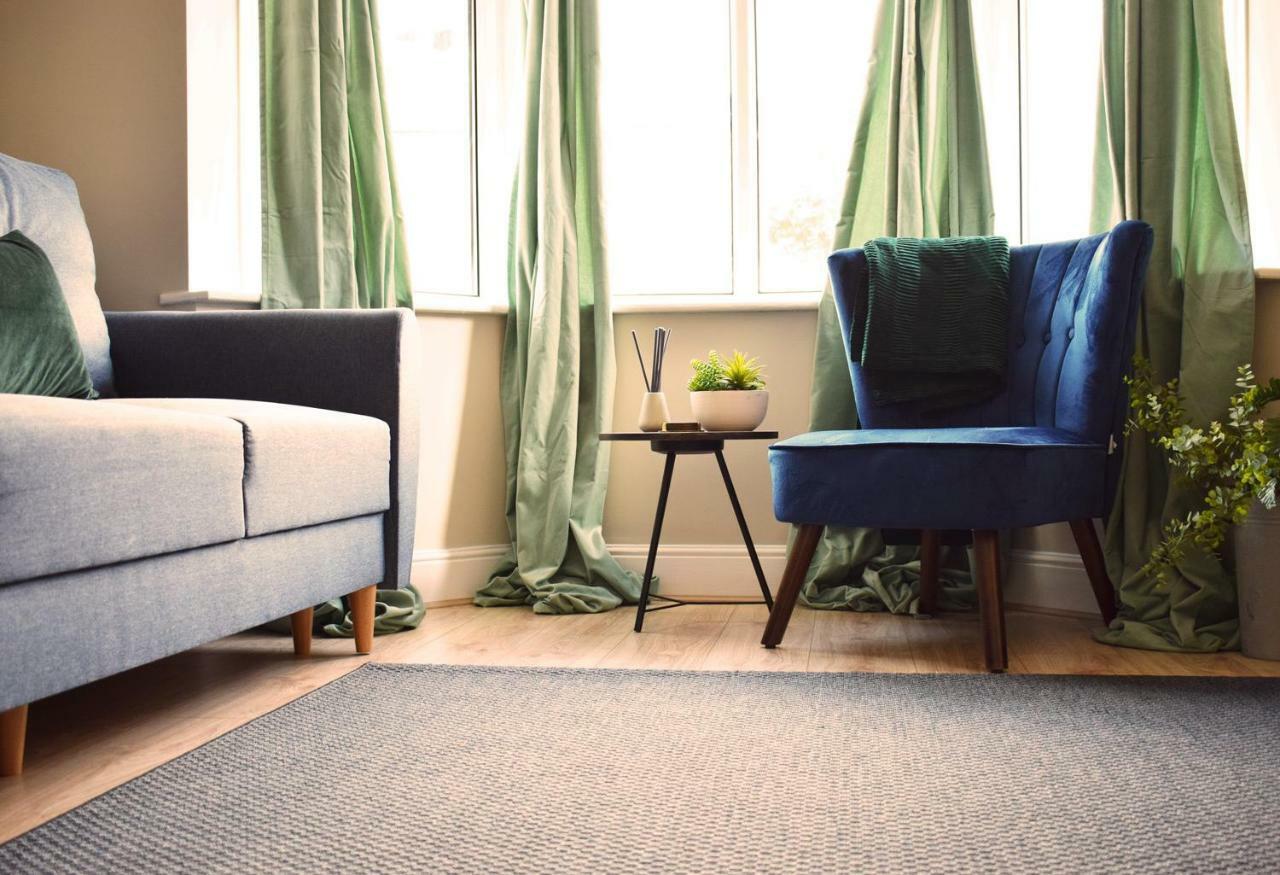 Charming Three Bed Home Near City Centre And Hospital 사우샘프턴 외부 사진