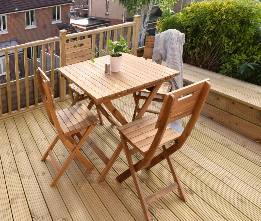 Charming Three Bed Home Near City Centre And Hospital 사우샘프턴 외부 사진