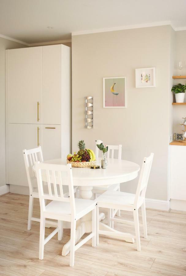 Charming Three Bed Home Near City Centre And Hospital 사우샘프턴 외부 사진